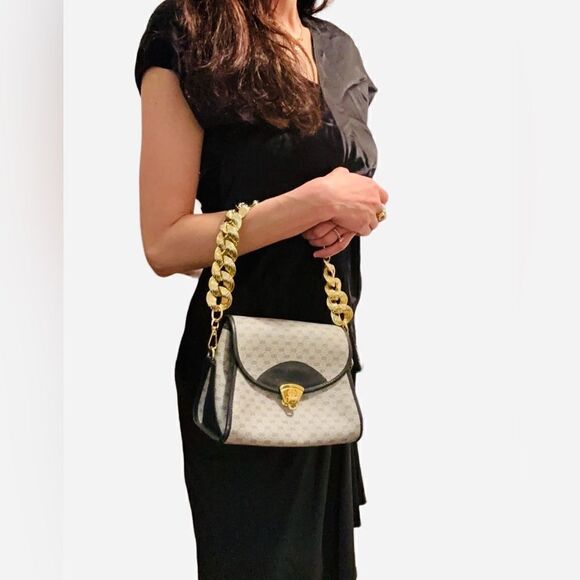 Gucci mini purse - Picture 1 of 9